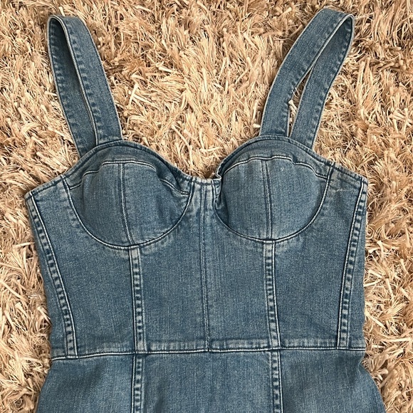 GRLFRND Denim Dress - Picture 4 of 7